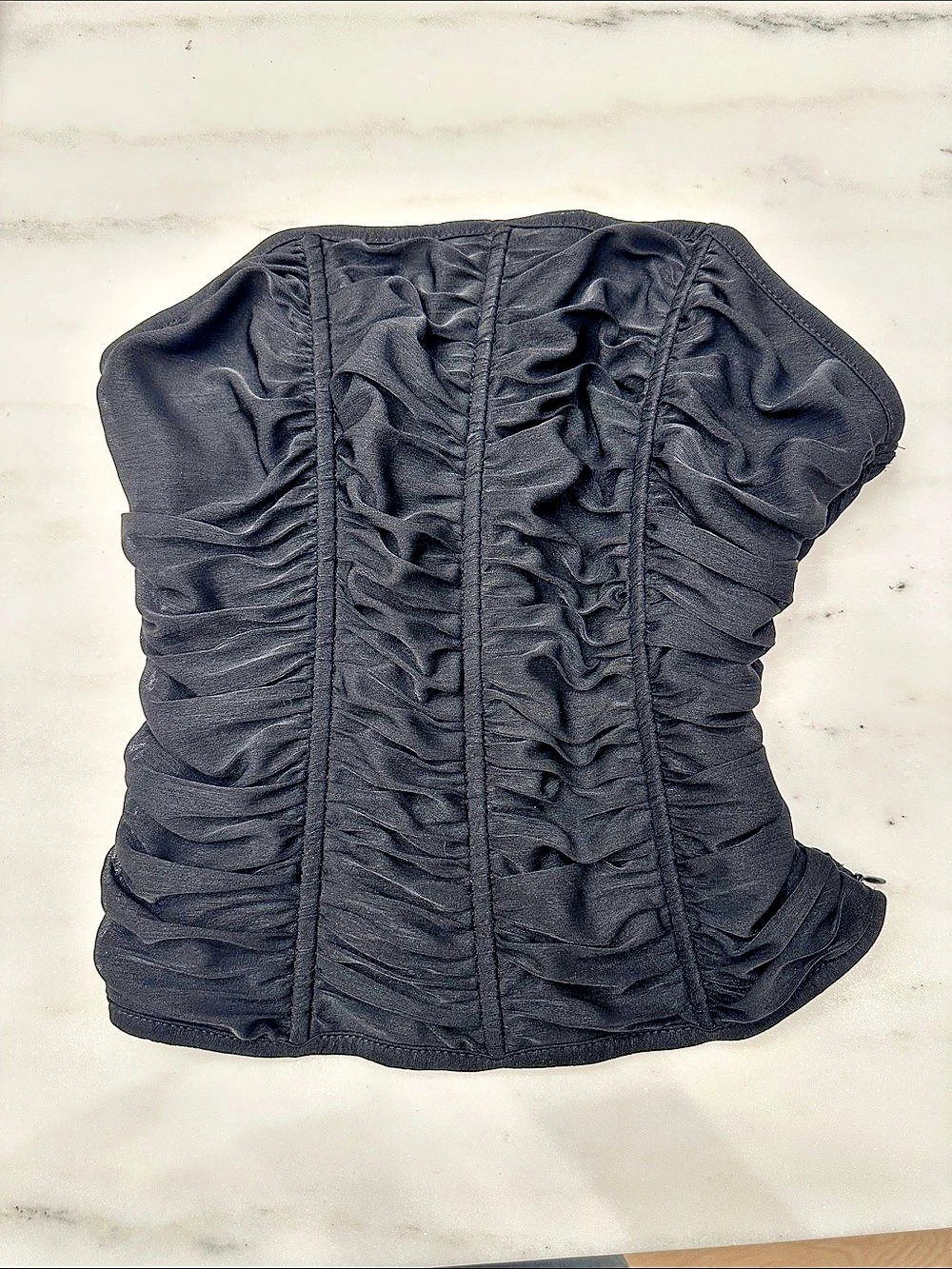 Pink Lily small Ruched Strapless Top in Black Size Small Like New